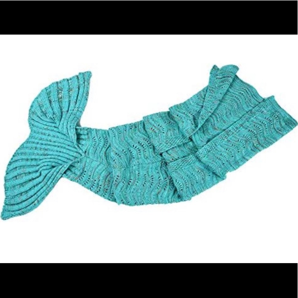 Large knitted mermaid sack blanket